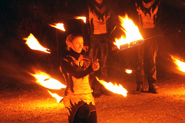 Огненное шоу, проведение и организация детского праздника в Москве